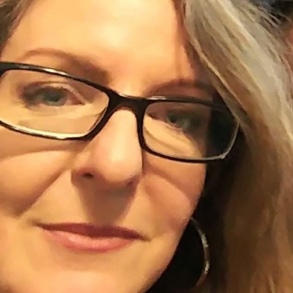 Meet your Posher, Cindy